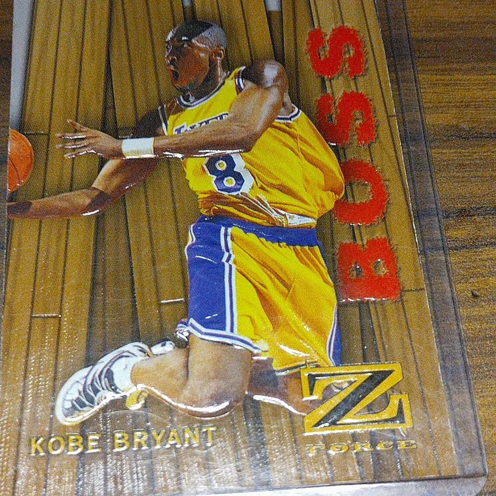 Kobe Bryant ,Z - Force basketball card